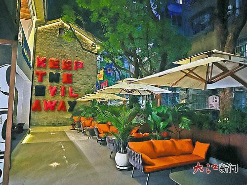 旧改后的庭院一角。