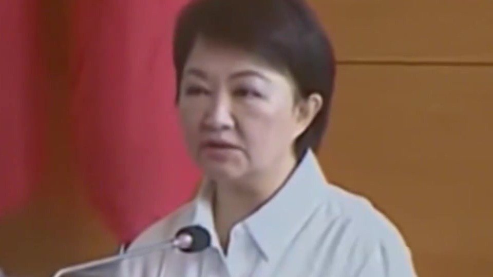 台当局推“中正路”改名，卢秀燕轰：岛内民众够辛苦了，饶了他们