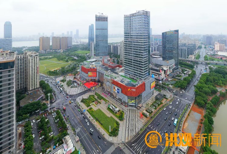 大型商业综合体开业 为南昌注入新活力