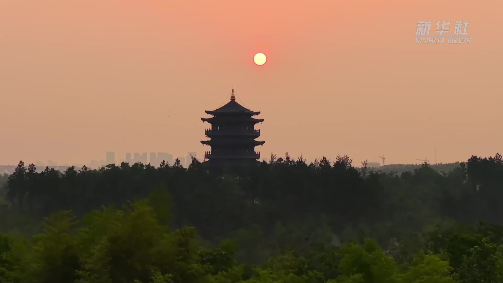 安徽池州：烟雨江南景 水墨杏花村