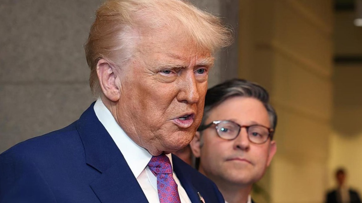 大反转！上诉法院恢复特朗普全球关税，贸易伙伴都懵了：谈不谈？