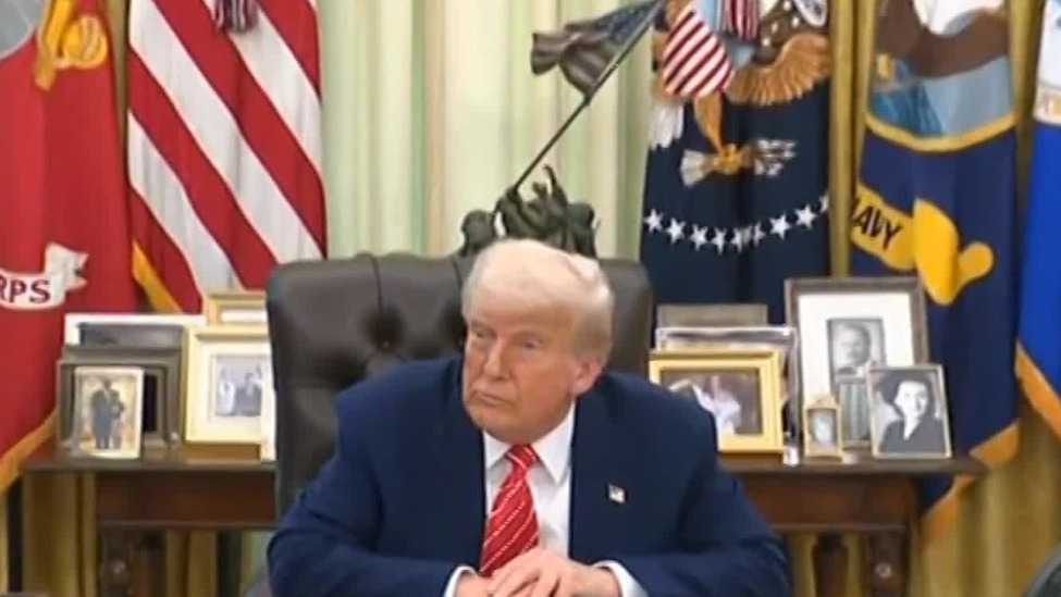 特朗普称仍欢迎国际学生