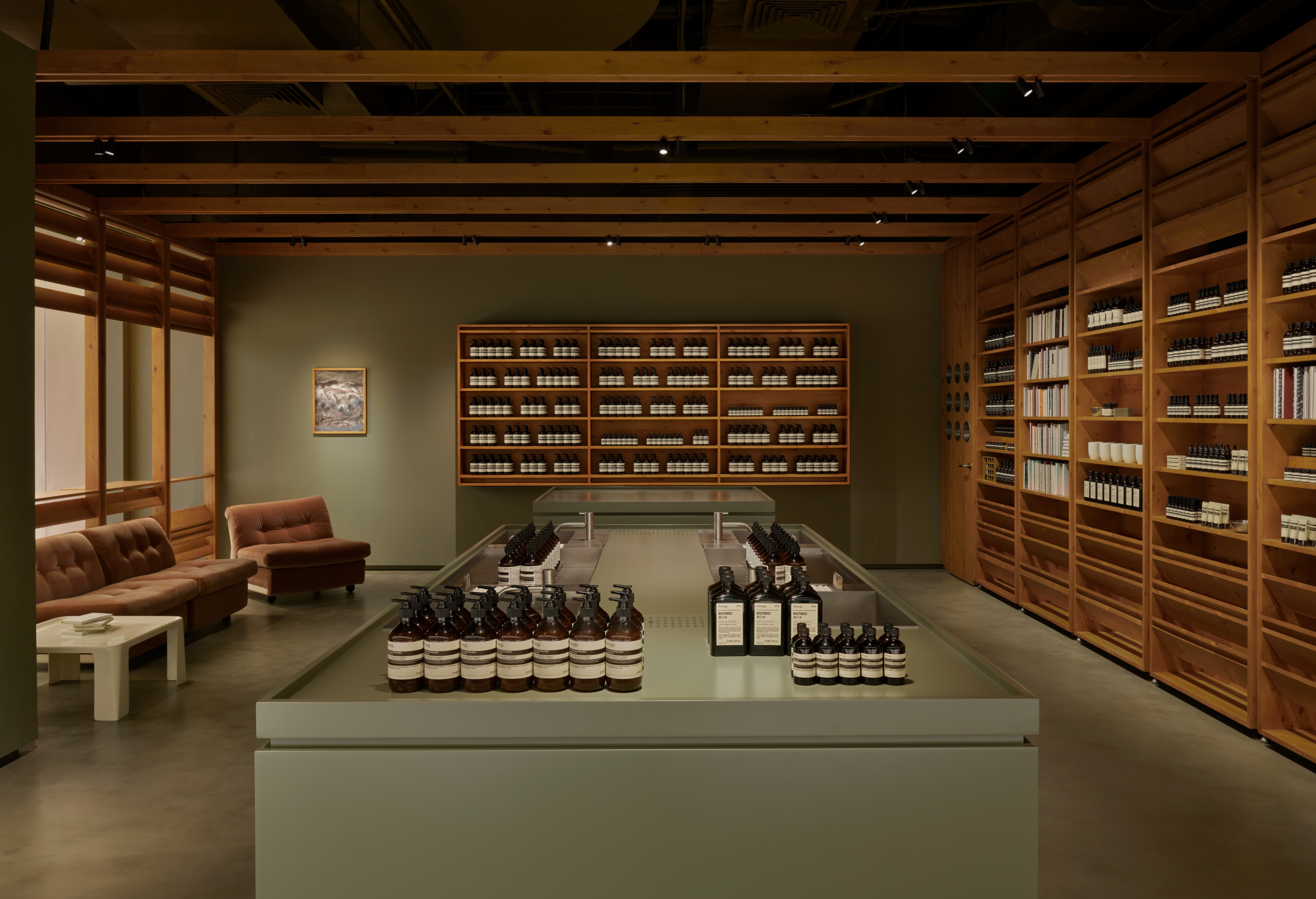 Aesop伊索深圳平安金融中心店光影协奏