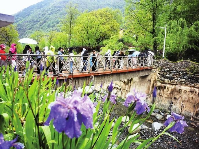 文县“白马民俗文化村”风景宜人　新甘肃&middot;甘肃农民报记者　何香利
