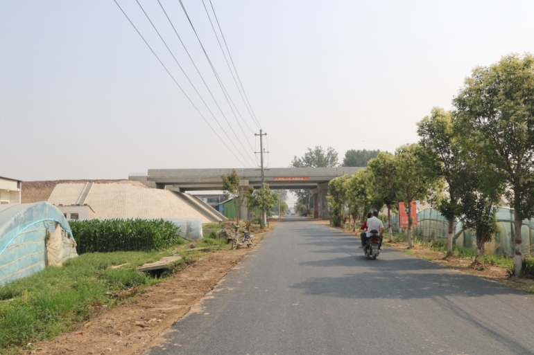 魯山縣：老舊道路“換新顏 ” 廣大群眾“笑開顏”