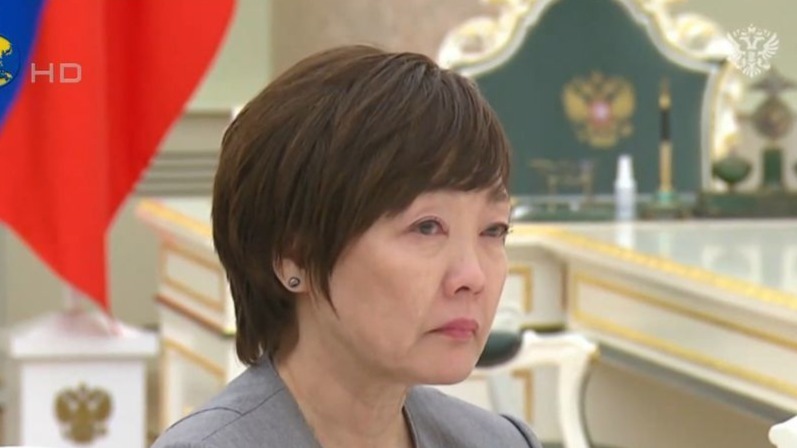 普京会见安倍晋三遗孀安倍昭惠，称同意恢复与日本对话