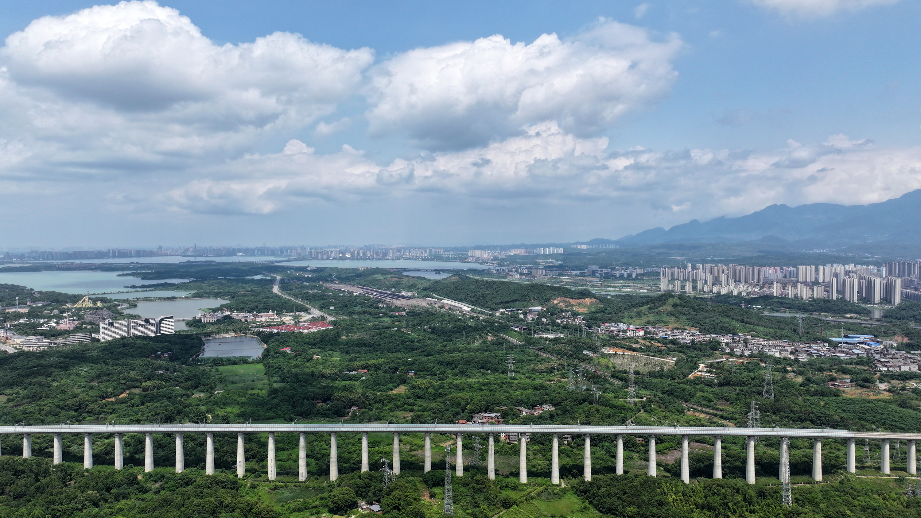 九江：水碧山青 空气清新（图）