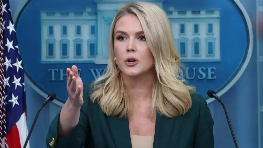 白宫发言人：我们需要电工、水管工，而不是哈佛的LGBTQ毕业生