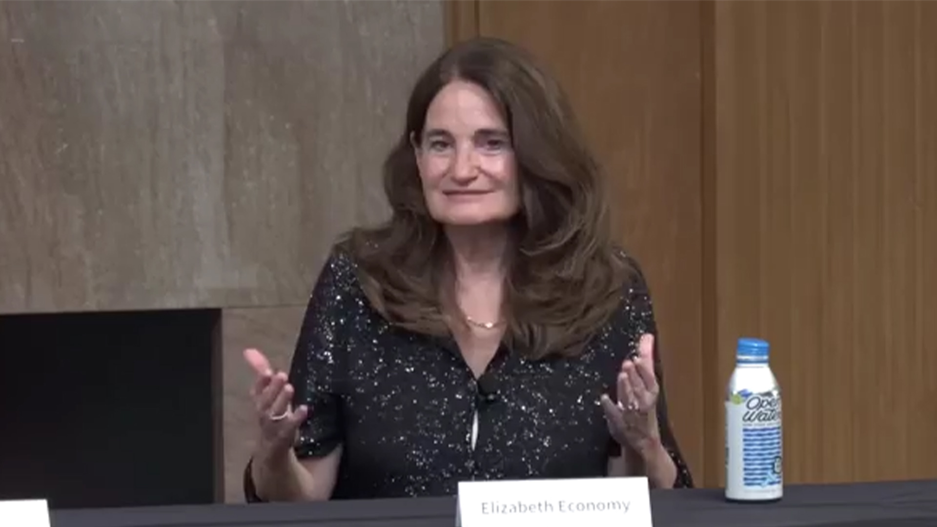 拜登政府前顾问说出大实话：特朗普关税就是政治把戏，他们担心对华软弱会被骂