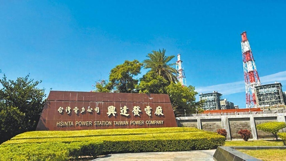 高雄偷发电？陈其迈与卢秀燕隔空交火，显露缺电疑虑更有政治盘算