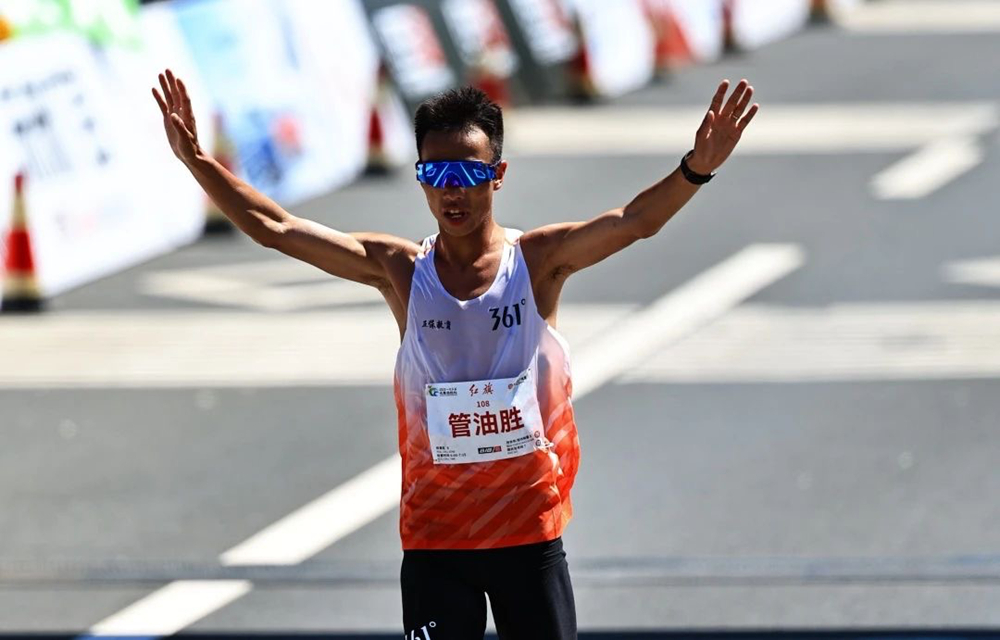 康比特能量护航,兰马长春马三冠告捷