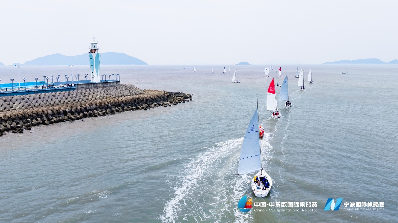 帆竞四洲强敌,中国宁波一号青年队历练中成长