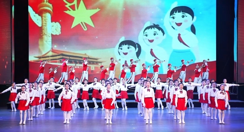 “绽放艺术风采 激发强国力量”哈尔滨市第五届中小学校园合唱节和首届校园舞蹈节专场演出在少年宫艺术中心举办