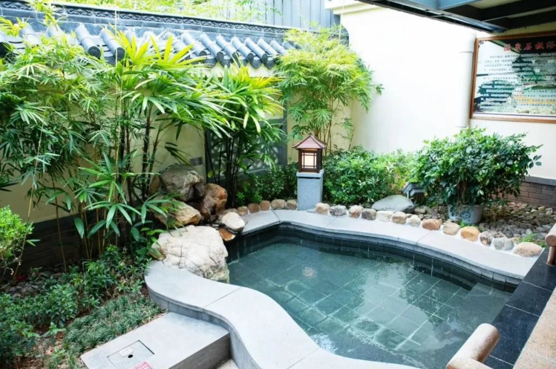 这瓶水如此受文博会青睐，来历真不一般……