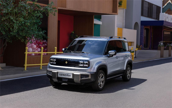 10万级智驾SUV!2026款宝骏悦也Plus上市:搭载L2级组合辅助驾驶