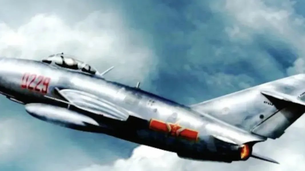 中国仿制苏联米格-17的歼-5正式量产，打消了“黑蝙蝠中队”的嚣张气焰