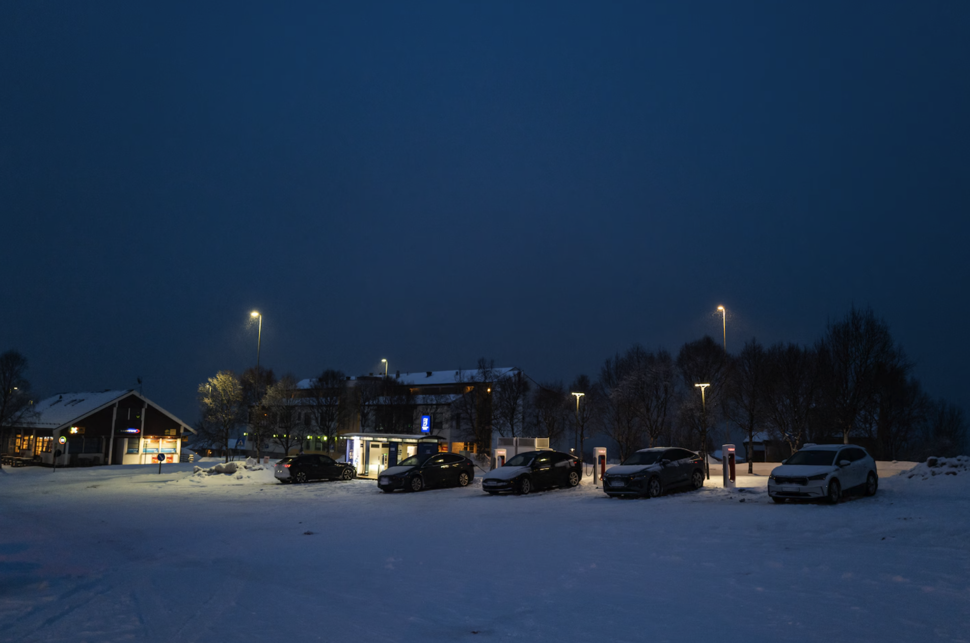 在寒冷中驶向电动化:挪威97%新车为电动车,没续航焦虑?