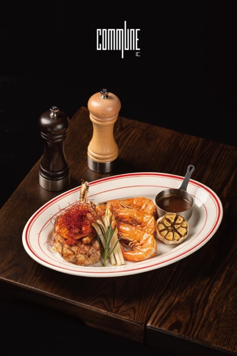 热盘炙烤康沃尔单骨鸡排配厄瓜多尔海虾