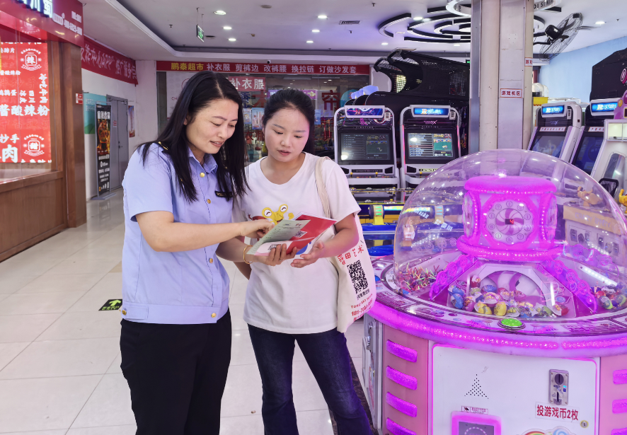 江西东乡：化妆品安全科普护健康