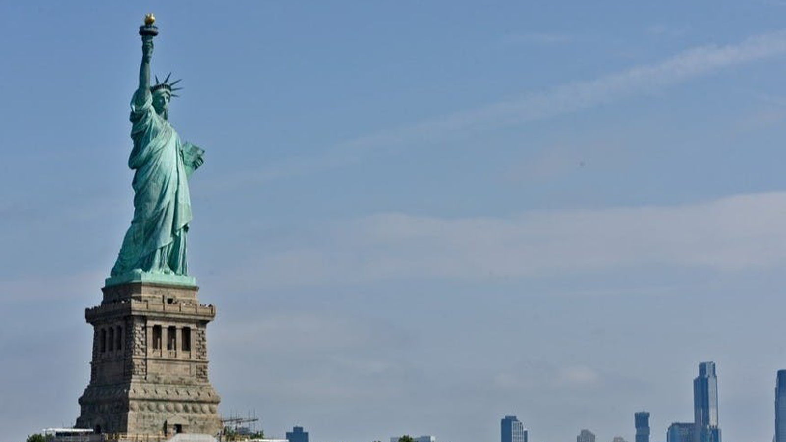 美国贸易与移民政策冲击旅游业