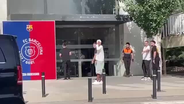 亚马尔已抵达办公室准备续约，据悉合同将持续至2031年