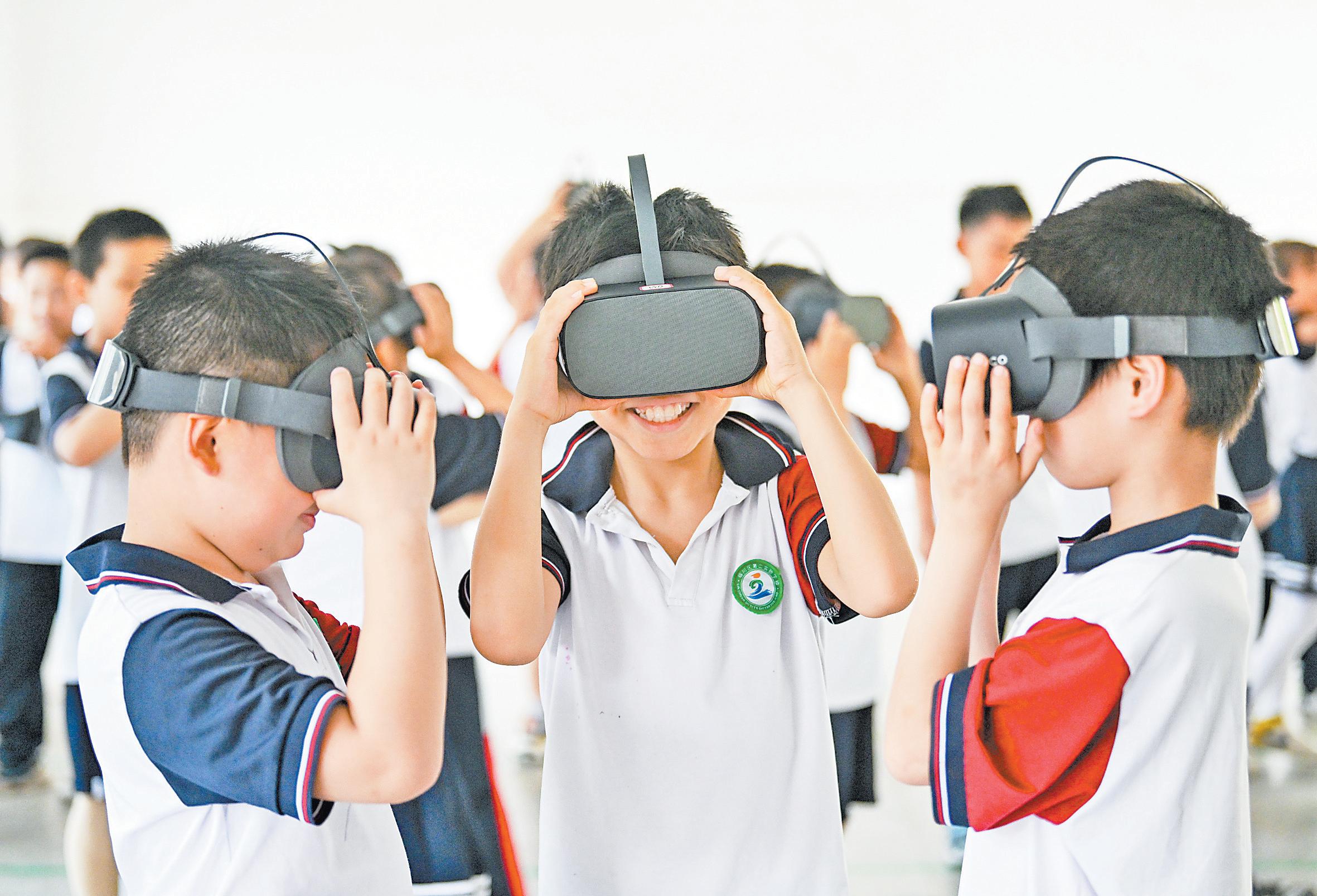 临川区：科普进校园 点亮科技梦（图）