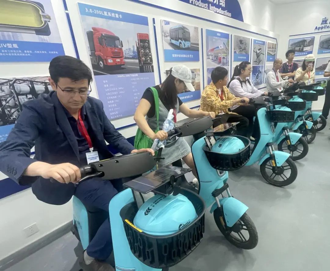 全国媒体共探泾河新城“未来能源”应用新场景