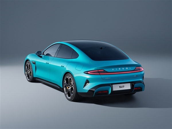 卢伟冰:虽然有些友商针推出了竞品,但我没有感受到