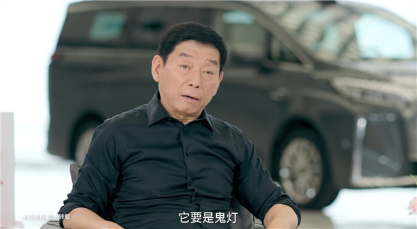 比亚迪李云飞连发两条微博:狗可以咬人但人不能咬狗