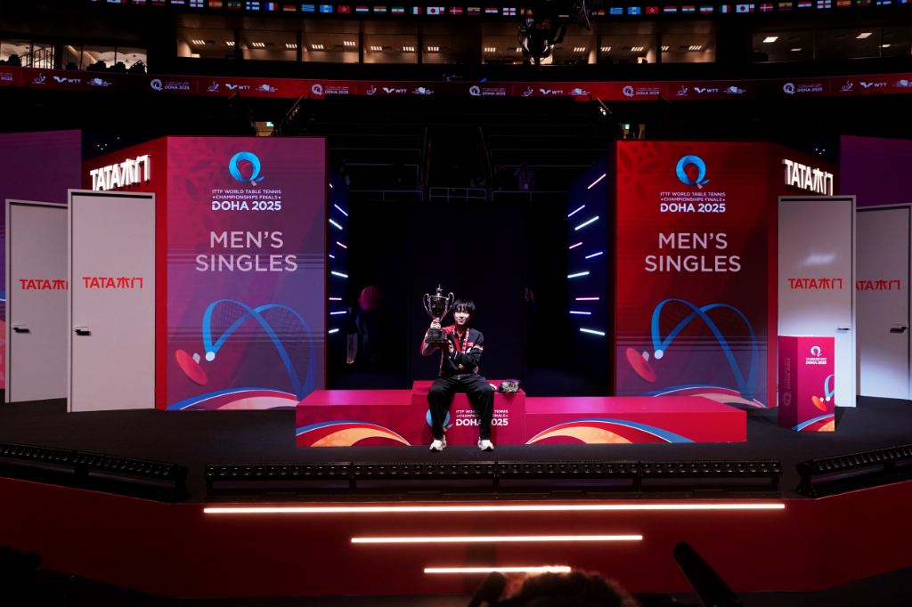 巅峰双冠!孙颖莎王楚钦加冕,TATA木门九载同行见证国乒荣耀时刻