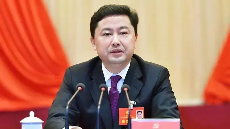 海南省委：坚决拥护党中央决定