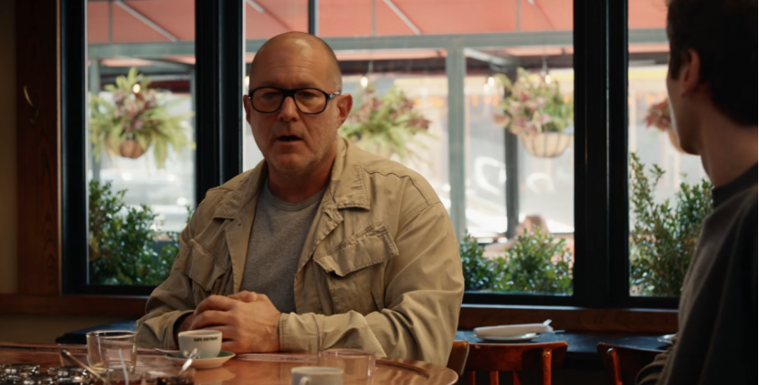 苹果灵魂设计师,认定奥特曼才是下一个乔布斯