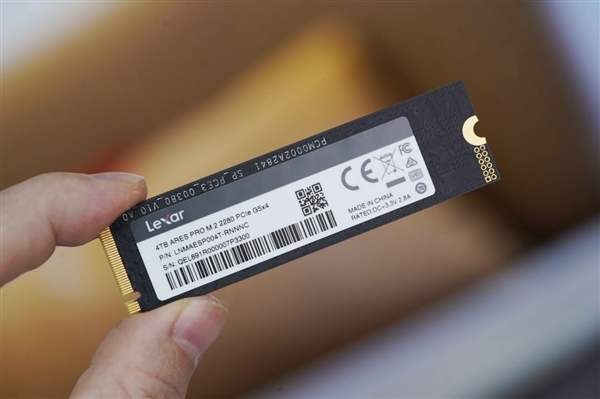Gen5终极利器!雷克沙ARES PRO Gen5 SSD 4TB图赏
