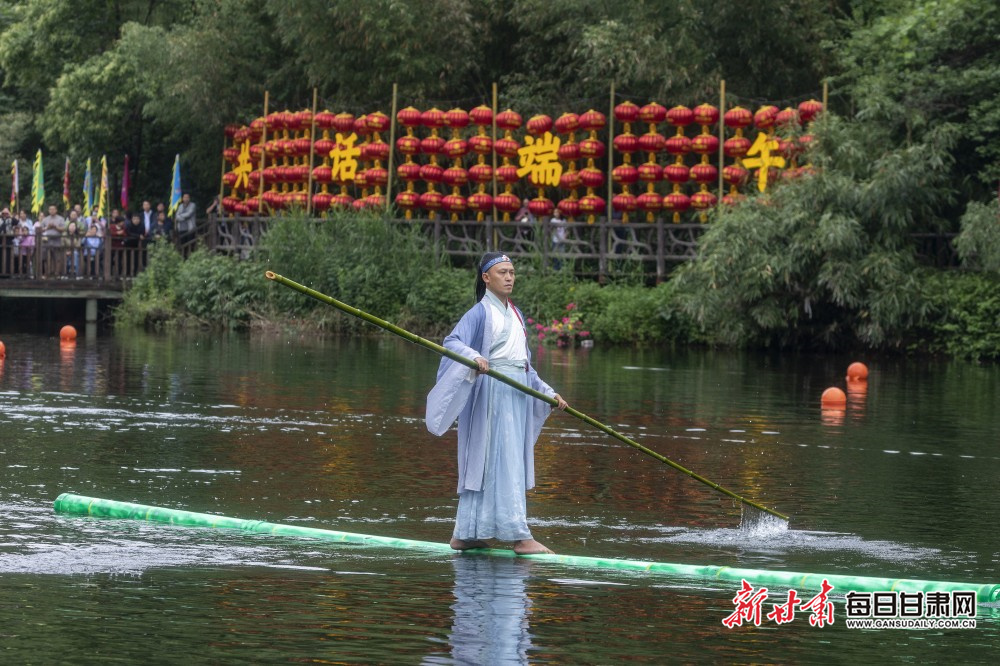 康县天然氧吧赛龙舟
