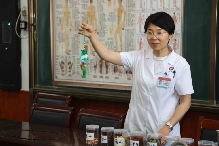 弘扬国粹，传承有我（3）｜沧州河间：近距离“全方位”体验，这堂中医药文化宣讲课带给孩子们的收获“沉甸甸”