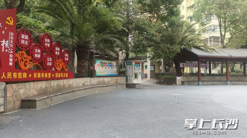 本次倡议,将助力实现物业服务公示率提升、履约率提升、投诉率下降的“两升一降”目标。