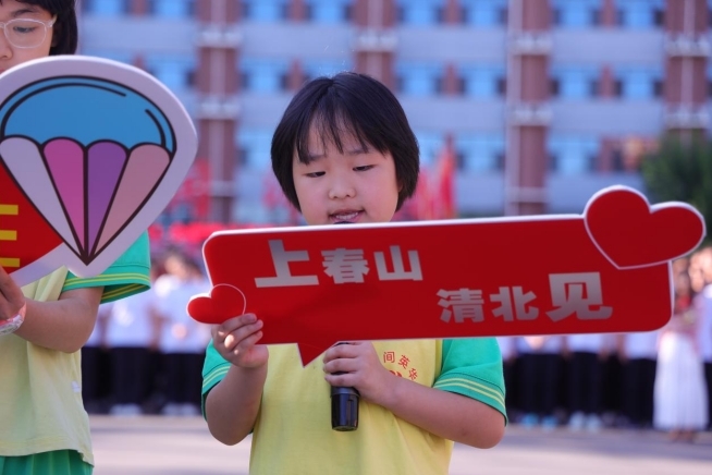 河间英华学校：青春“梦圆”，为考生送上别样高考祝福