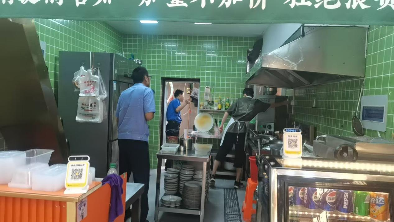 北仑|深夜噪音扰民引居民激愤 执法部门一案一策解民忧