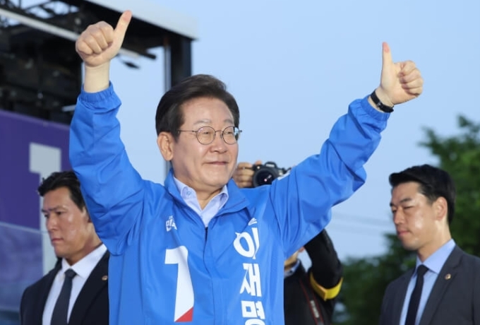 人物｜韩国迎来一位寒门总统，其对华态度与尹锡悦大为不同