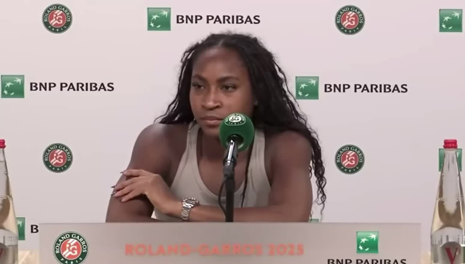 高芙：很少有球员在体能上能跟我比肩，但郑钦文可以