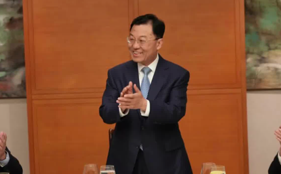 中国驻美使馆：坚定维护中国学生合法权益