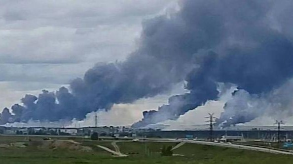 俄41架战轰被炸，乌克兰危险了？德国态度大变，直言俄不可战胜