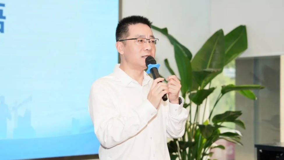西子电梯总裁刘文超跳楼_凤凰网