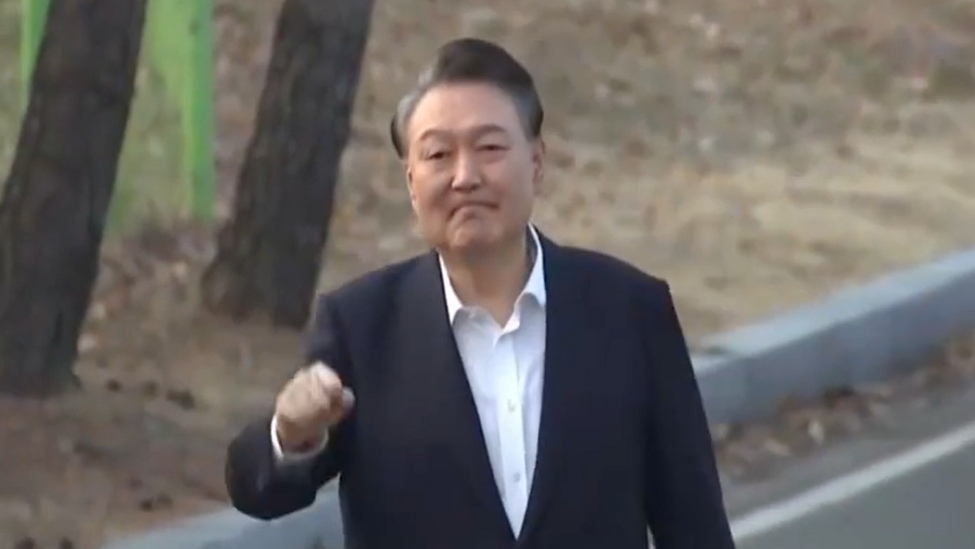 李在明胜券在握？当选后要让尹锡悦把牢底坐穿？