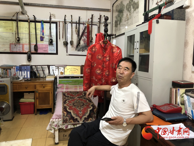 小曲戏省级非遗传承人孙维民 王文彬 摄
