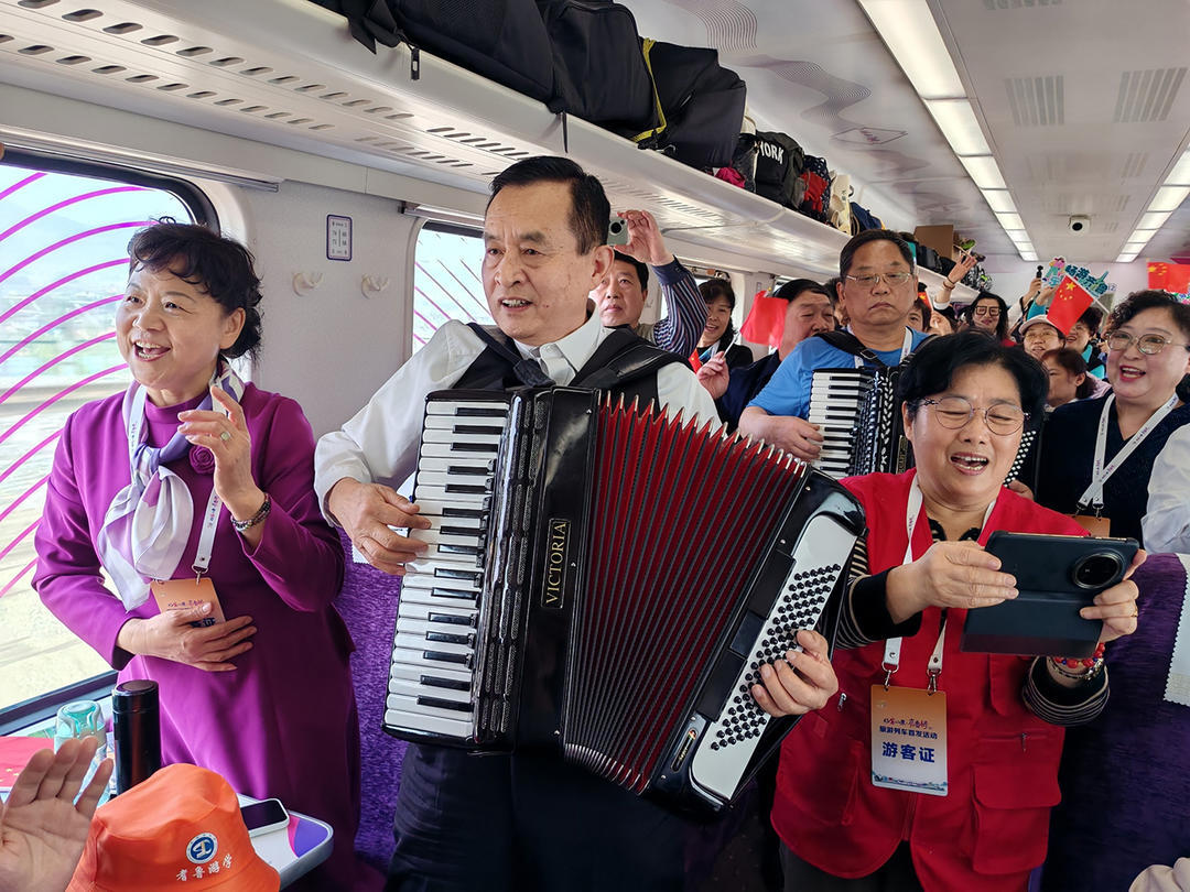 “齐鲁1号”旅游列车4月10日首发