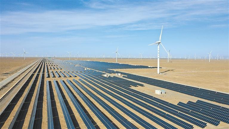 玉门风光基地　本版图片摄影：新甘肃&middot;甘肃日报记者　冯乐凯