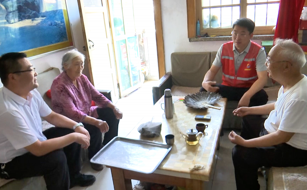 端午粽香飘满院 共建温暖千万家——潍坊滨海区大家洼街道金辉社区“三包三联”服务新实践