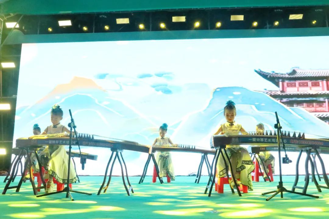 古筝表演《大王叫我来巡山》