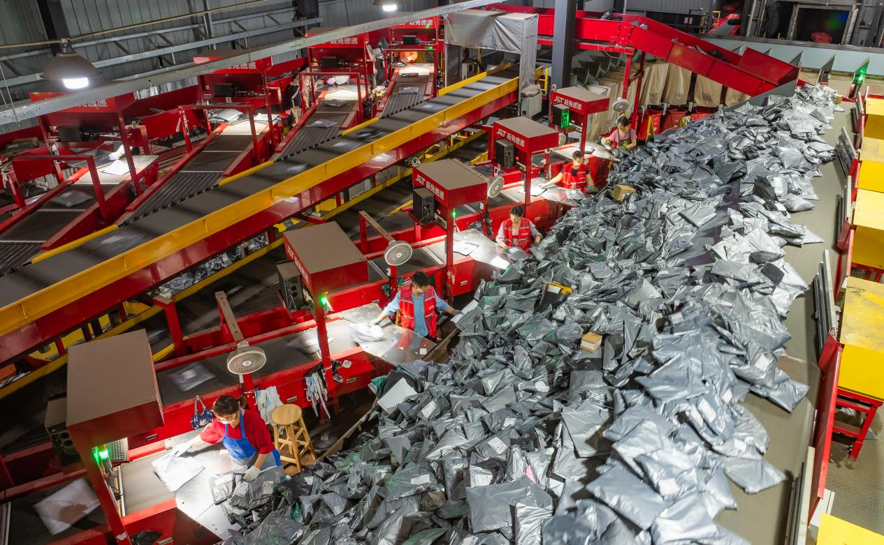 天门纺织服装电商产业：跨越发展 打造行业新标杆